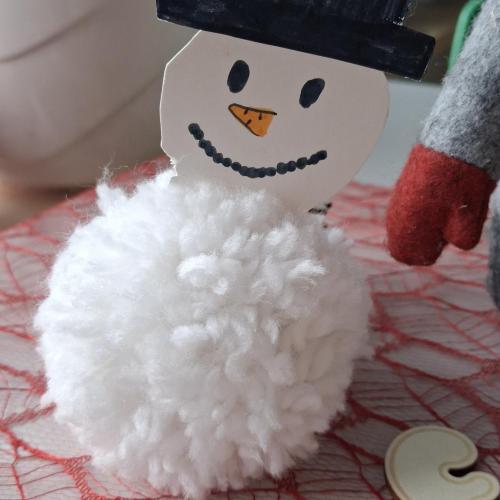 gebastelter Schneemann