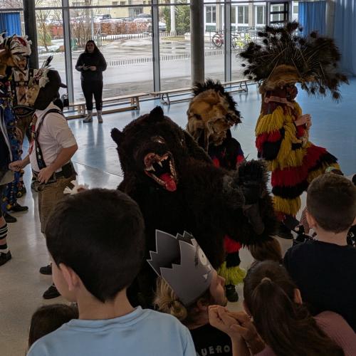 Brauchtumsgruppe mit Kindern